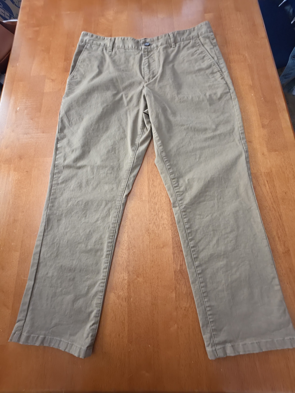 Under 510 Flex Khaki Chinos. Size 34x26